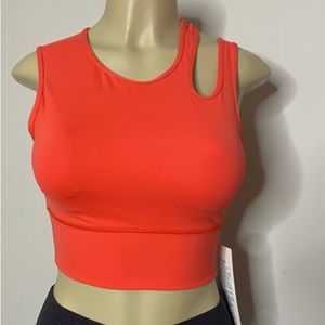Lululemon cropped tank